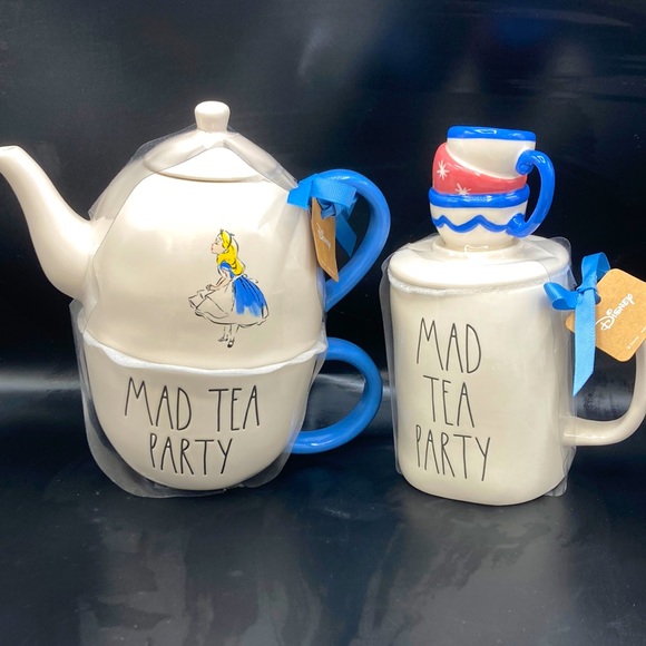 24HR DROP ⬇️ Rae Dunn Mad Tea Party Alice in Wonderland tea pot & topper cup